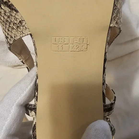 Kitten Heel Snakeskin Pump - Picture 3 of 11